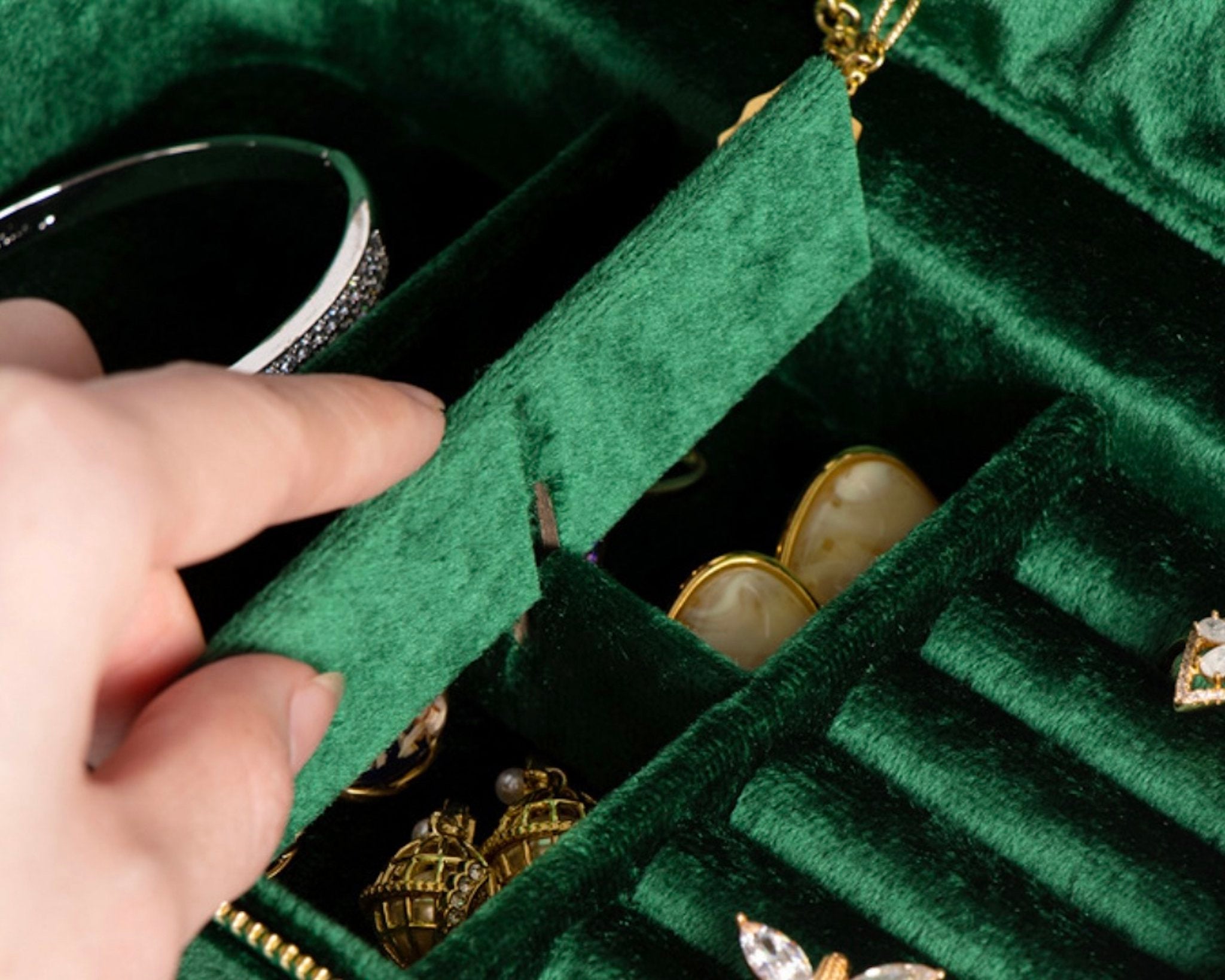 Vintage inspired velvet travel jewelry box-Emerald green-duel boxes